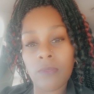 Meet your Posher, Carletta